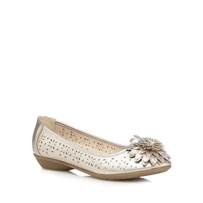 Good for the Sole Gold metallic flower applique wide fit slip-on shoes